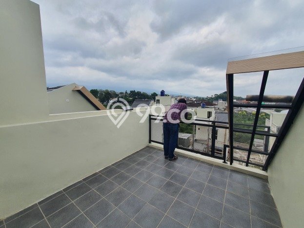 Rumah Luas Asri 3 KT Siap Pakai di Batu Malang Rumah Luas Asri 3 KT Siap Pakai di Batu Malang