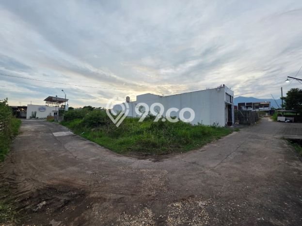 Dijual Rumah 10 Kamar Lokasi Ideal Bagus dan Strategis di Dau Dijual Rumah 10 Kamar Lokasi Ideal Bagus dan Strategis di Dau