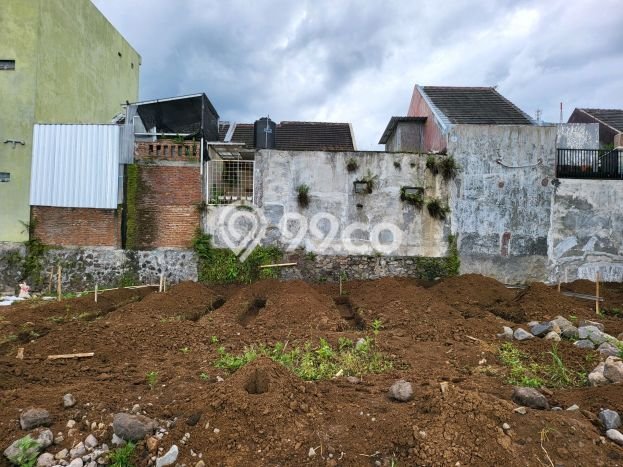 Rumah Modern 10 KT LT 75m2 di Merjosari Rumah Modern 10 KT LT 75m2 di Merjosari