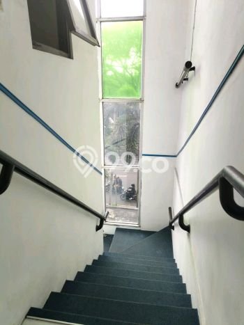 Komersial Dijual di Tangerang Selatan LT 416m2 & LB 160m2 Lokasi Terbaik! Komersial Dijual di Tangerang Selatan LT 416m2 & LB 160m2 Lokasi Terbaik!