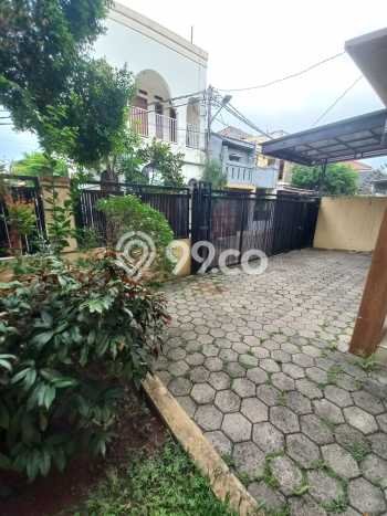 For Sale! Premium House LT 228m2 Desain Elegan di Veteran For Sale! Premium House LT 228m2 Desain Elegan di Veteran