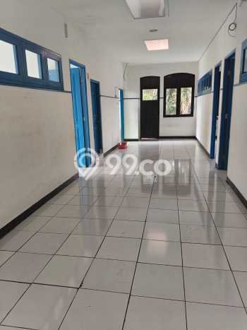 Komersial Dijual di Tangerang Selatan LT 416m2 & LB 160m2 Lokasi Terbaik! Komersial Dijual di Tangerang Selatan LT 416m2 & LB 160m2 Lokasi Terbaik!