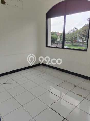 Komersial Dijual di Tangerang Selatan LT 416m2 & LB 160m2 Lokasi Terbaik! Komersial Dijual di Tangerang Selatan LT 416m2 & LB 160m2 Lokasi Terbaik!