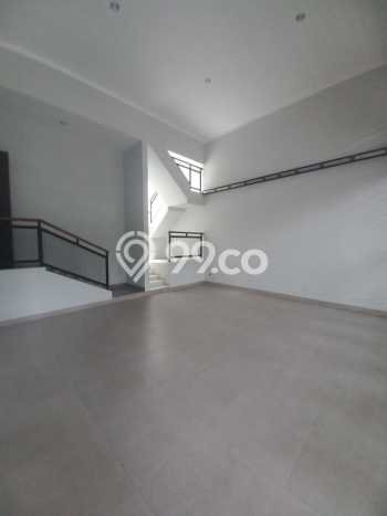 Rumah Luxury Modern Siap Huni di Bintaro Tangerang Selatan Rumah Luxury Modern Siap Huni di Bintaro Tangerang Selatan