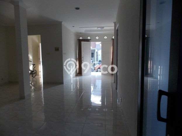 Dijual Rumah Luas Megah Dengan View Cantik di Bintaro, Tangerang Selatan Dijual Rumah Luas Megah Dengan View Cantik di Bintaro, Tangerang Selatan