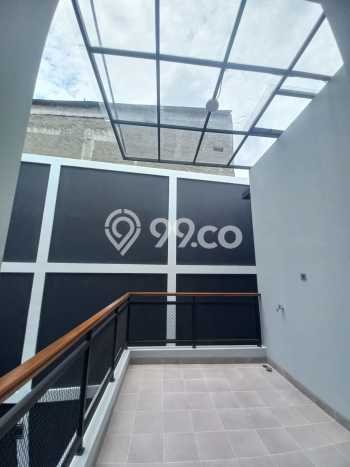 Rumah Luxury Modern Siap Huni di Bintaro Tangerang Selatan Rumah Luxury Modern Siap Huni di Bintaro Tangerang Selatan