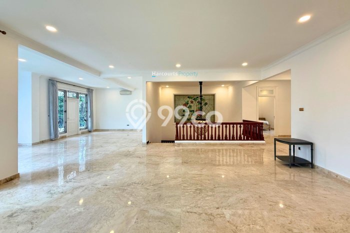 Rumah Elit Modern Siap Huni di Pondok Indah Jakarta Selatan Rumah Elit Modern Siap Huni di Pondok Indah Jakarta Selatan