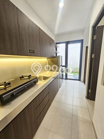 Rumah Luxury Modern Tanpa Renovasi di BSD City Tangerang Rumah Luxury Modern Tanpa Renovasi di BSD City Tangerang