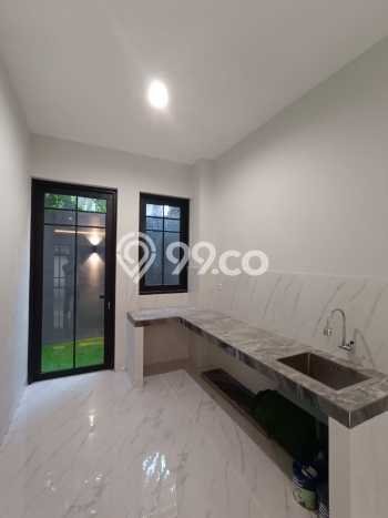 Ruko Dijual di Jakarta Barat LT 85m2 & LB 200m2 Lokasi Terbaik! Ruko Dijual di Jakarta Barat LT 85m2 & LB 200m2 Lokasi Terbaik!