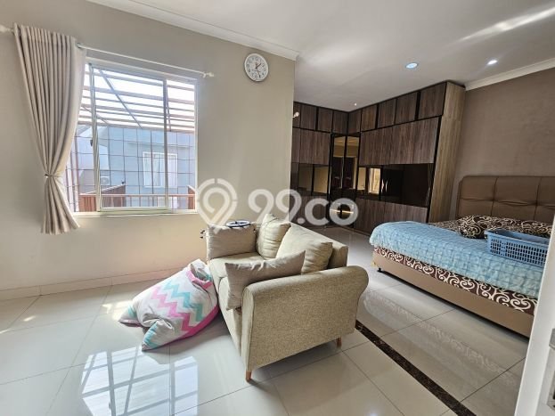 Rumah Elit LB 238m2 Siap Huni Desain Elegan di BSD, Tangerang Rumah Elit LB 238m2 Siap Huni Desain Elegan di BSD, Tangerang