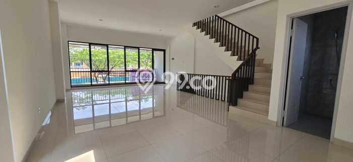 Unit Ruko Dijual di Tangerang LT 149m2 & LB 359m2 Unit Ruko Dijual di Tangerang LT 149m2 & LB 359m2