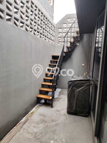 Siap Huni Hunian Elit 4 Kamar di BSD Dekat ke Mana Pun Siap Huni Hunian Elit 4 Kamar di BSD Dekat ke Mana Pun