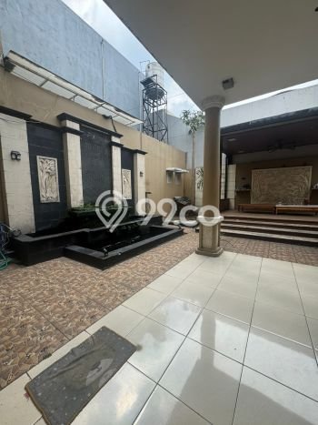 Ready to Use! Premium House LT 367m2 Desain Elegan di Alam Sutera Ready to Use! Premium House LT 367m2 Desain Elegan di Alam Sutera