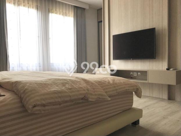 Hunian Mewah LB 200m2 Siap Pakai Desain Elegan di BSD City, Tangerang Hunian Mewah LB 200m2 Siap Pakai Desain Elegan di BSD City, Tangerang