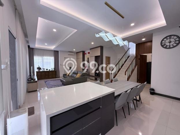 Dijual Rumah Luas Elegan Dengan View Eksklusif di Gading Serpong, Tangerang Dijual Rumah Luas Elegan Dengan View Eksklusif di Gading Serpong, Tangerang