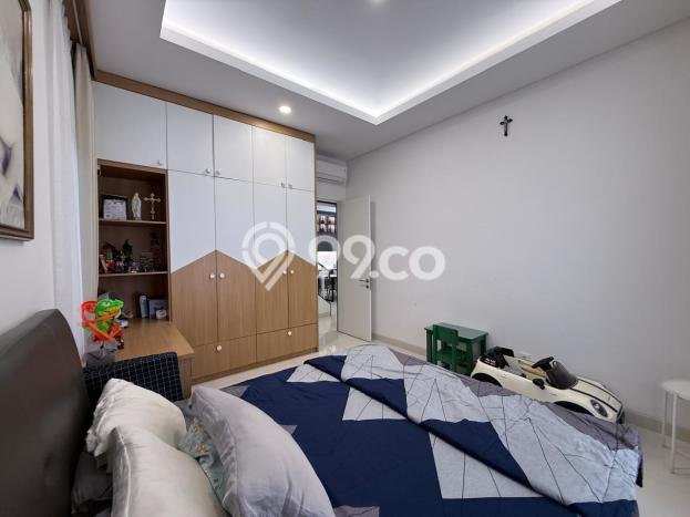 Dijual Rumah Luas Elegan Dengan View Eksklusif di Gading Serpong, Tangerang Dijual Rumah Luas Elegan Dengan View Eksklusif di Gading Serpong, Tangerang