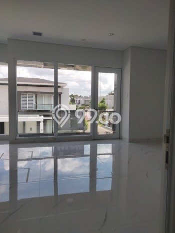 Jual Rumah Mewah Megah Dengan View Cantik di Gading Serpong, Tangerang Jual Rumah Mewah Megah Dengan View Cantik di Gading Serpong, Tangerang