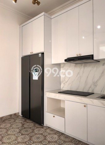 Hunian Mewah LB 280m2 Siap Pakai Desain Elegan di BSD City, Tangerang Hunian Mewah LB 280m2 Siap Pakai Desain Elegan di BSD City, Tangerang