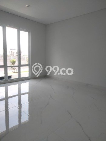 Jual Rumah Mewah Megah Dengan View Cantik di Gading Serpong, Tangerang Jual Rumah Mewah Megah Dengan View Cantik di Gading Serpong, Tangerang