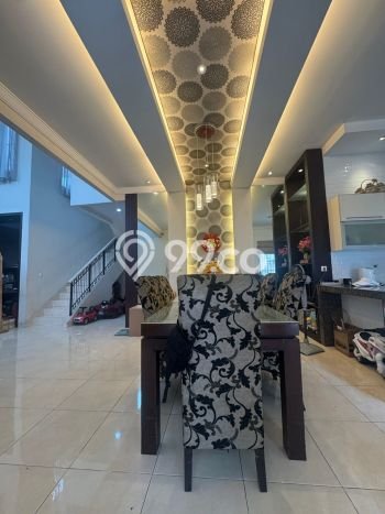 Ready to Use! Premium House LT 367m2 Desain Elegan di Alam Sutera Ready to Use! Premium House LT 367m2 Desain Elegan di Alam Sutera