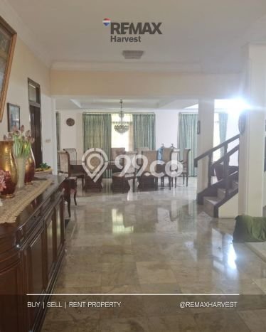 Disewakan Rumah Modern di Menteng Harga Rp 2 Miliar/ Tahun Disewakan Rumah Modern di Menteng Harga Rp 2 Miliar/ Tahun