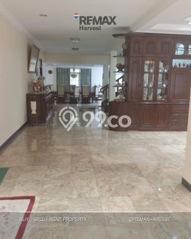 Disewakan Rumah Modern di Menteng Harga Rp 2 Miliar/ Tahun Disewakan Rumah Modern di Menteng Harga Rp 2 Miliar/ Tahun