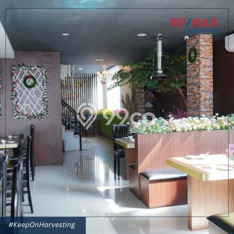 Ruko Dijual di Jakarta Barat LT 90m2 & LB 405m2 Lokasi Terbaik! Ruko Dijual di Jakarta Barat LT 90m2 & LB 405m2 Lokasi Terbaik!