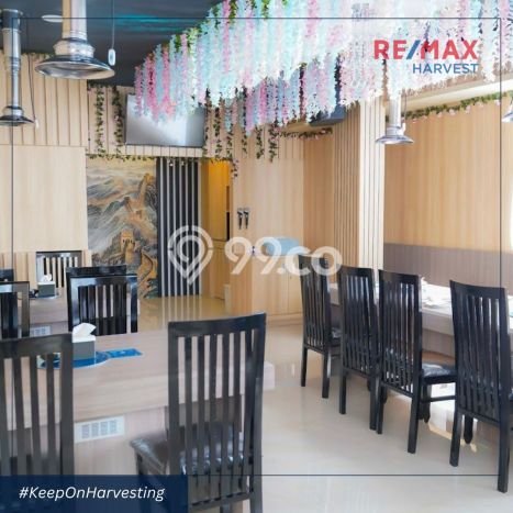 Ruko Dijual di Jakarta Barat LT 90m2 & LB 405m2 Lokasi Terbaik! Ruko Dijual di Jakarta Barat LT 90m2 & LB 405m2 Lokasi Terbaik!