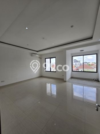 Rumah Luxury Modern Tanpa Renovasi di Alam Sutera Tangerang Rumah Luxury Modern Tanpa Renovasi di Alam Sutera Tangerang