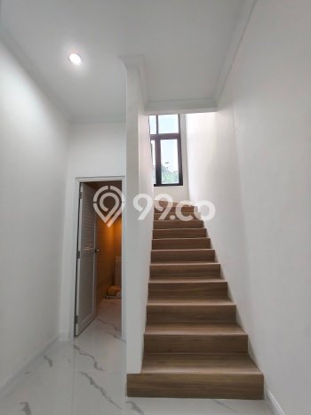 Ready to Use! Premium House LT 162m2 Desain Modern di BSD Delatinos Ready to Use! Premium House LT 162m2 Desain Modern di BSD Delatinos
