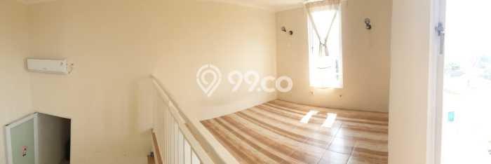 Disewakan! Rumah 3 Kamar Tidur &
3 Kamar Mandi di BSD The Icon, Tangerang Disewakan! Rumah 3 Kamar Tidur &
3 Kamar Mandi di BSD The Icon, Tangerang