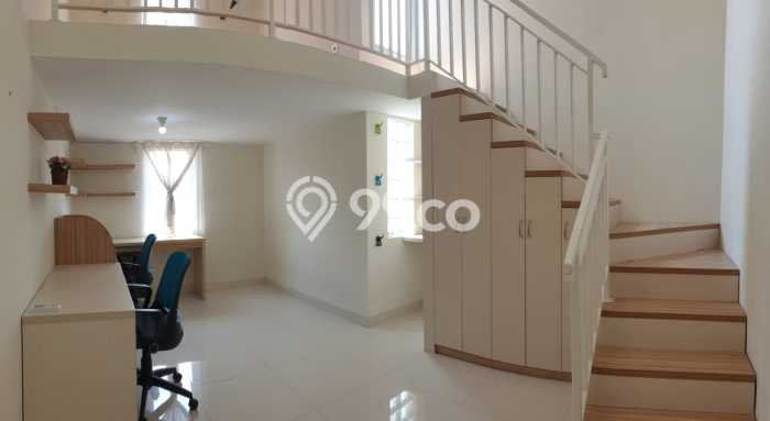 Disewakan! Rumah 3 Kamar Tidur &
3 Kamar Mandi di BSD The Icon, Tangerang Disewakan! Rumah 3 Kamar Tidur &
3 Kamar Mandi di BSD The Icon, Tangerang
