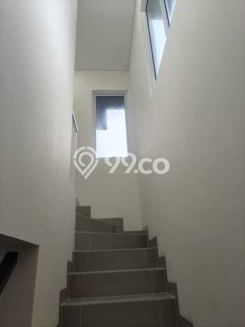 Jual Rumah Modern 2 KT di Gading Serpong, Tangerang Jual Rumah Modern 2 KT di Gading Serpong, Tangerang