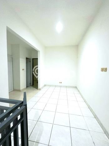 Rumah Minimalis 3 KT LT 120m2 di BSD Nusaloka Rumah Minimalis 3 KT LT 120m2 di BSD Nusaloka