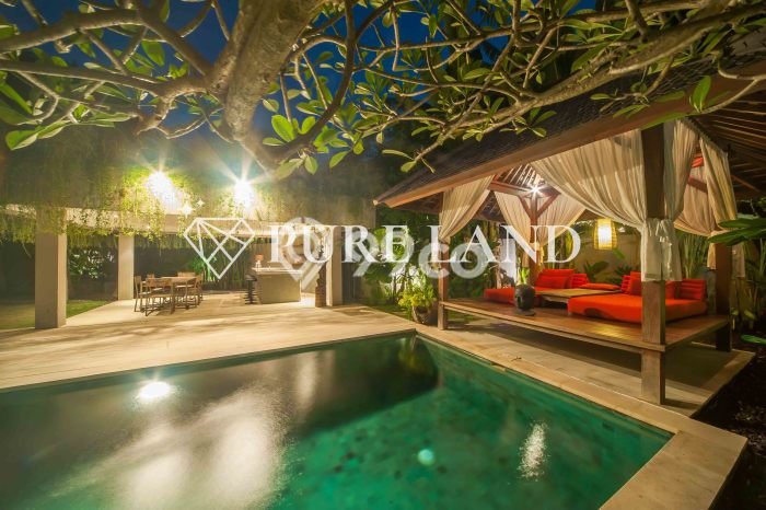 Properti Berkualitas! Vila di , Dimensi 1200m2m², Area Nyaman dan tenang Properti Berkualitas! Vila di , Dimensi 1200m2m², Area Nyaman dan tenang