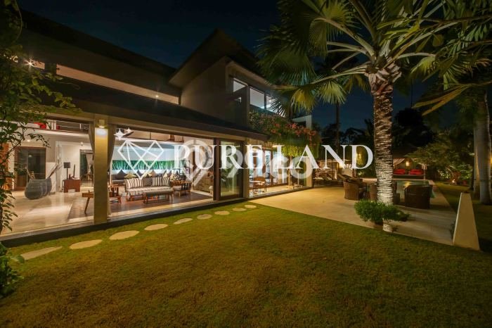 Properti Berkualitas! Vila di , Dimensi 1200m2m², Area Nyaman dan tenang Properti Berkualitas! Vila di , Dimensi 1200m2m², Area Nyaman dan tenang