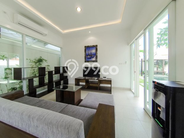 HOT DEAL! Vila Kawasan , Area 200m2m², Lokasi Prima HOT DEAL! Vila Kawasan , Area 200m2m², Lokasi Prima