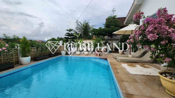 Vila Kawasan , Area 300m2m², Dekat dengan transportasi publik Vila Kawasan , Area 300m2m², Dekat dengan transportasi publik
