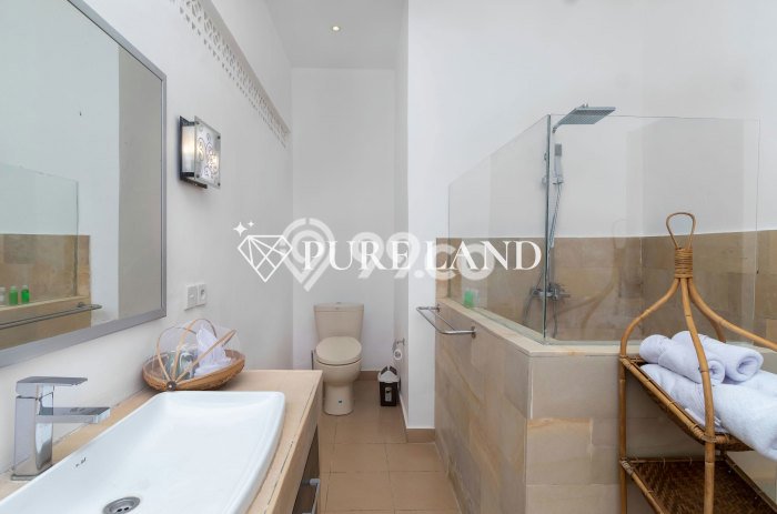 For Rent Vila Strategis di Ubud, Luas 0m2m², Akses ke Ubud, Gianyar, Gianyar For Rent Vila Strategis di Ubud, Luas 0m2m², Akses ke Ubud, Gianyar, Gianyar