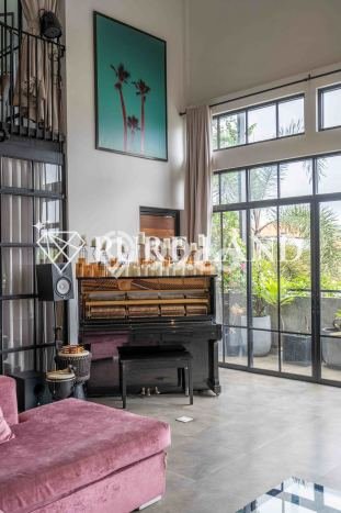 Peluang Terbaik! Vila Kawasan , Dimensi 250m2m², Area Prospektif dengan nilai naik Peluang Terbaik! Vila Kawasan , Dimensi 250m2m², Area Prospektif dengan nilai naik