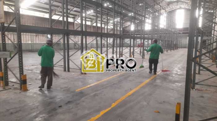 Gudang Disewakan Lokasi Gunung Putri Bogor Harga Spesial! Gudang Disewakan Lokasi Gunung Putri Bogor Harga Spesial!