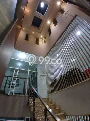 Rumah Elit Modern Siap Huni di Green Garden Jakarta Barat Rumah Elit Modern Siap Huni di Green Garden Jakarta Barat