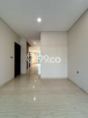Ready to Use! Premium House LT 146m2 Desain Elegan di Pondok Indah Ready to Use! Premium House LT 146m2 Desain Elegan di Pondok Indah