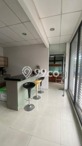Ruko Dijual di Jakarta Barat LT 84m2 & LB 252m2 Lokasi Terbaik! Ruko Dijual di Jakarta Barat LT 84m2 & LB 252m2 Lokasi Terbaik!