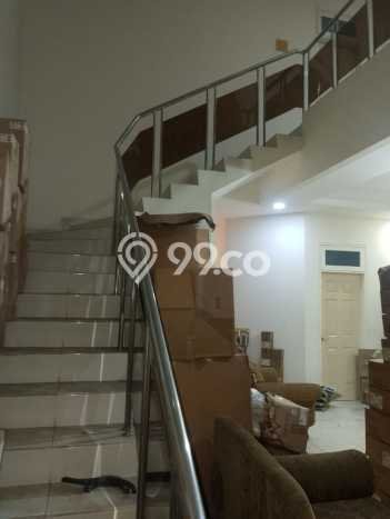 Ready to Use! Premium House LT 200m2 Desain Modern di Intercon Ready to Use! Premium House LT 200m2 Desain Modern di Intercon
