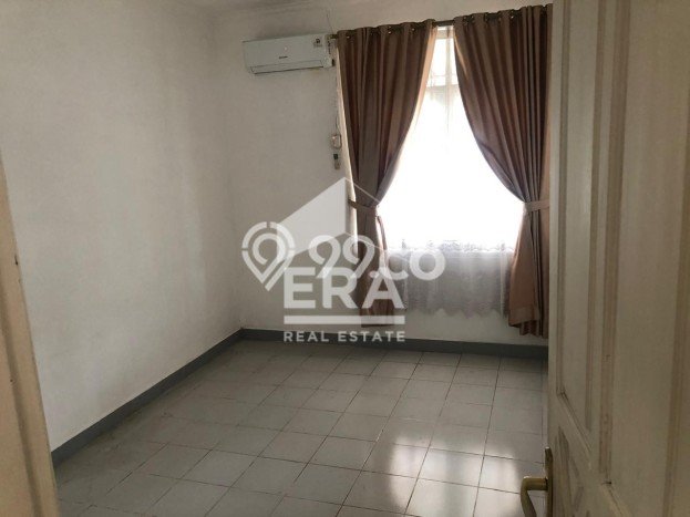 Jarang Ada! Rumah Kontrakan 3 Kamar Nyaman Siap Huni Bintaro Jarang Ada! Rumah Kontrakan 3 Kamar Nyaman Siap Huni Bintaro