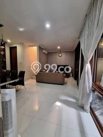 Rumah Mewah LB 174m2 Siap Pakai Desain Elegan di Bintaro, Tangerang Selatan Rumah Mewah LB 174m2 Siap Pakai Desain Elegan di Bintaro, Tangerang Selatan