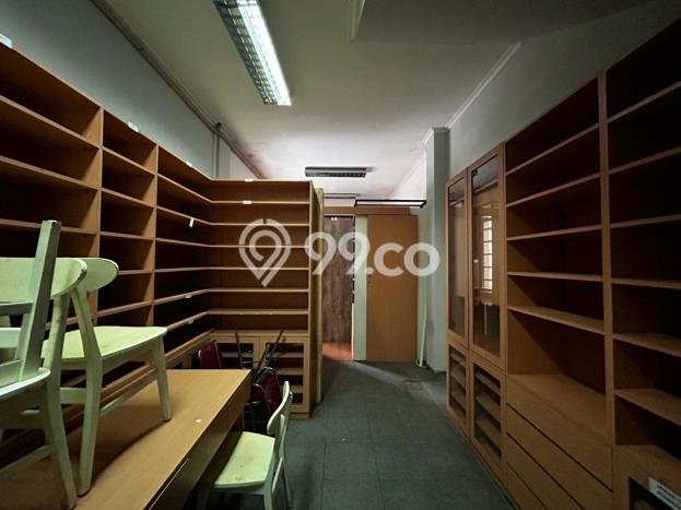 Unit Ruko Dijual di Tangerang Selatan LT 254m2 & LB 762m2 Unit Ruko Dijual di Tangerang Selatan LT 254m2 & LB 762m2