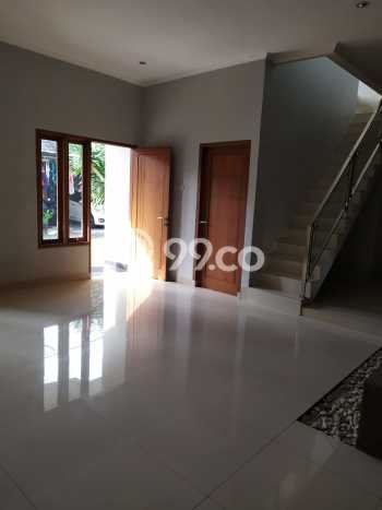 Hunian Nyaman Asri 3 KT Siap Huni di Bintaro Tangerang Selatan Hunian Nyaman Asri 3 KT Siap Huni di Bintaro Tangerang Selatan
