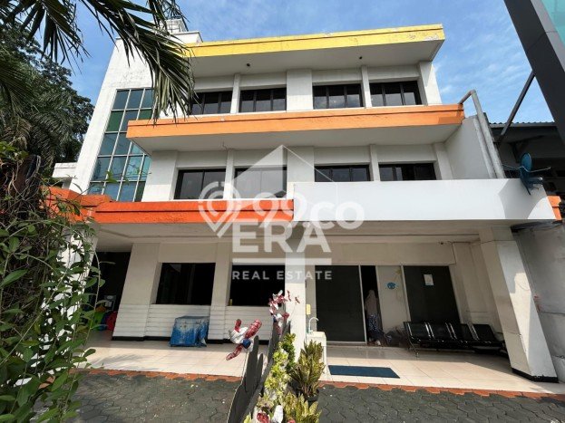 Kantor Dijual di Prime Area Tangerang Selatan Luas 700m2 Kantor Dijual di Prime Area Tangerang Selatan Luas 700m2